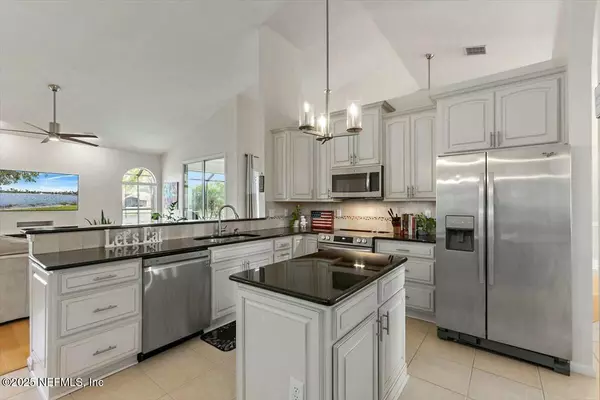 Fleming Island, FL 32003,1563 LAKE BEND PL