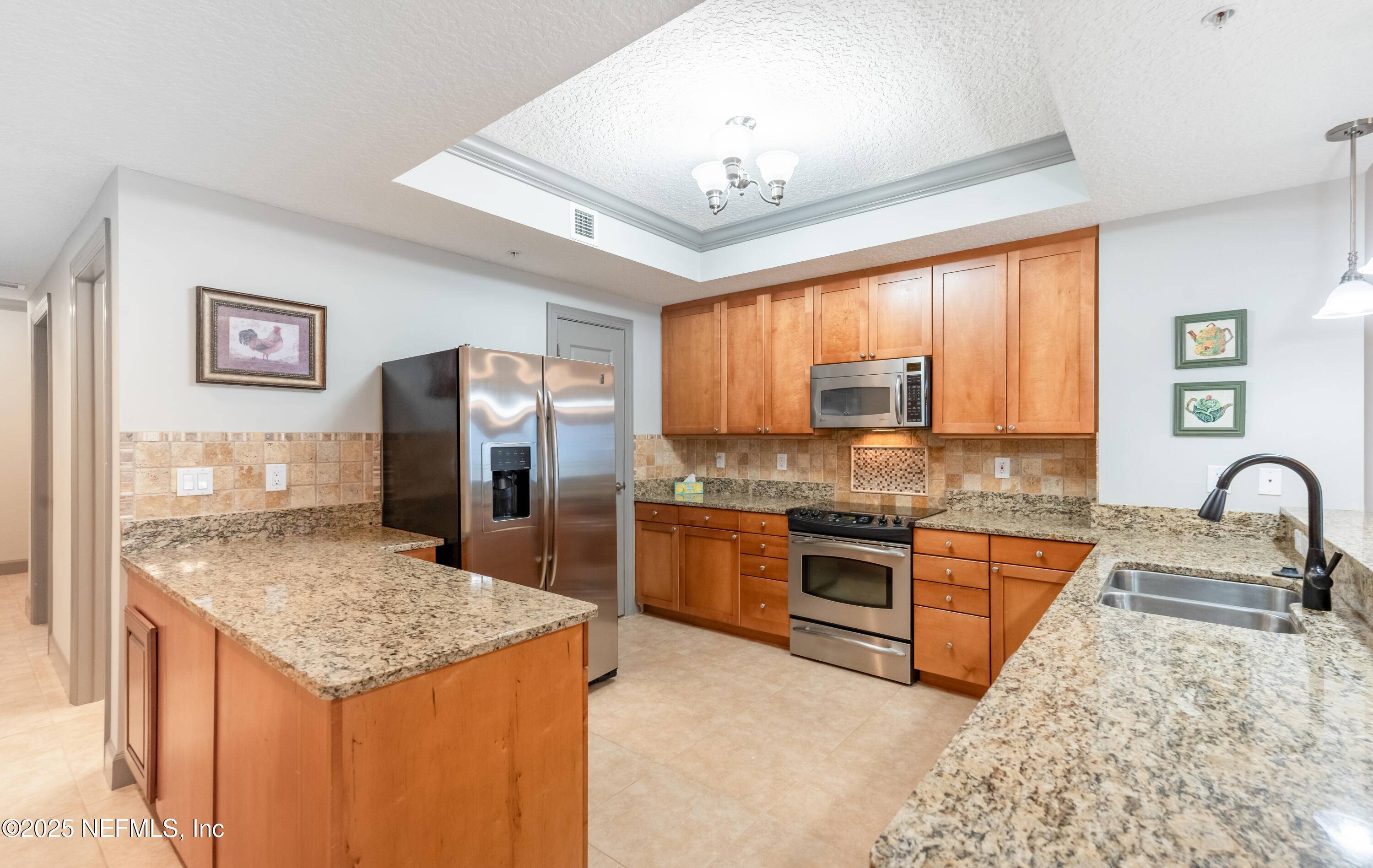 Jacksonville Beach, FL 32250,1809 1 ST ST N #302