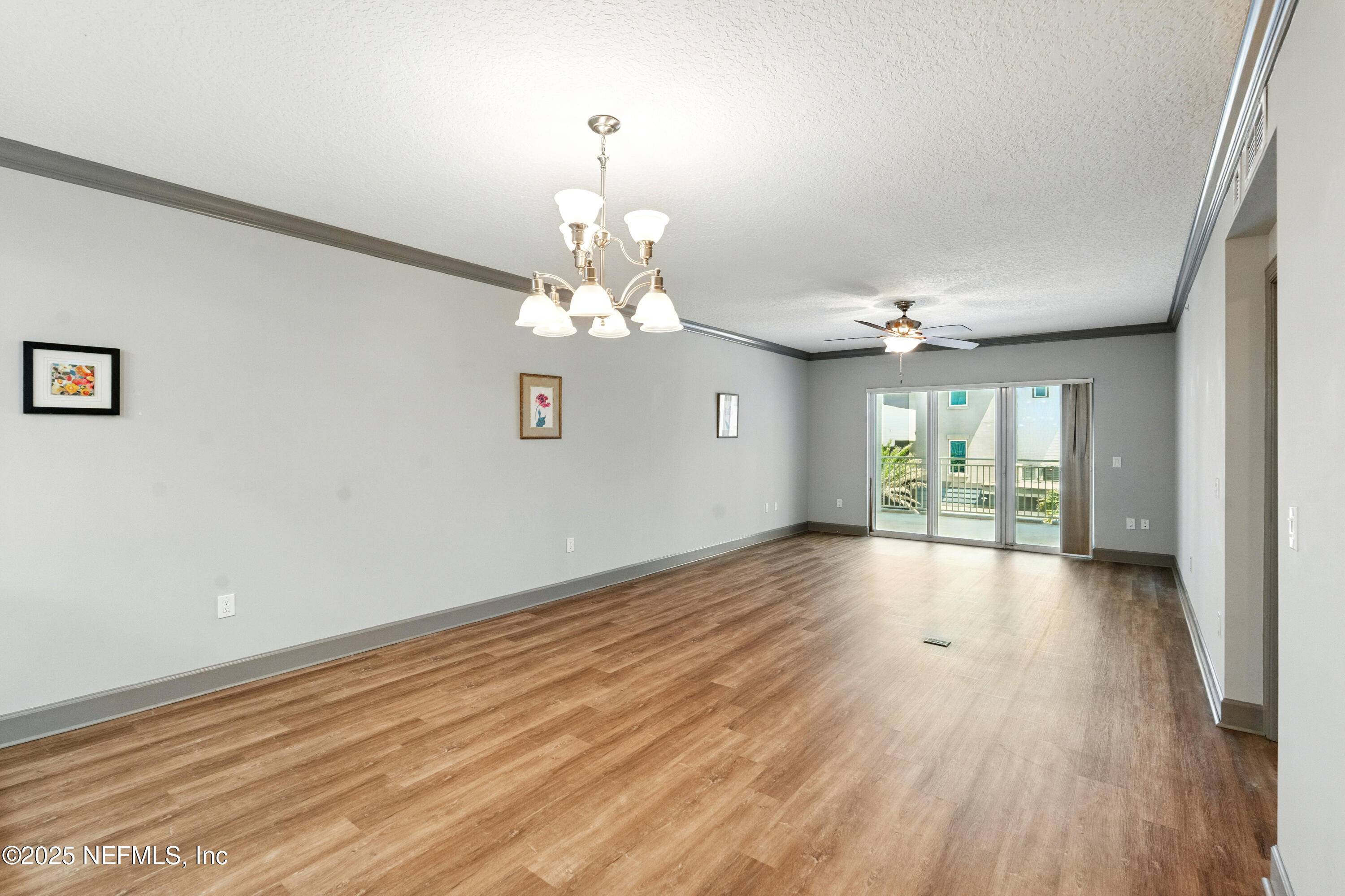 Jacksonville Beach, FL 32250,1809 1 ST ST N #302