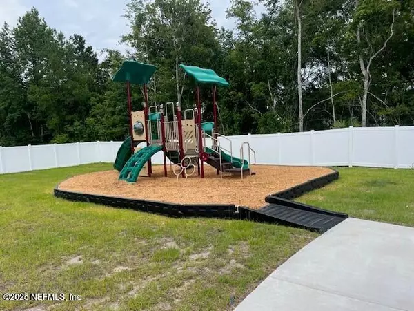 Jacksonville, FL 32218,32 BRAZIL NUT CIR #144