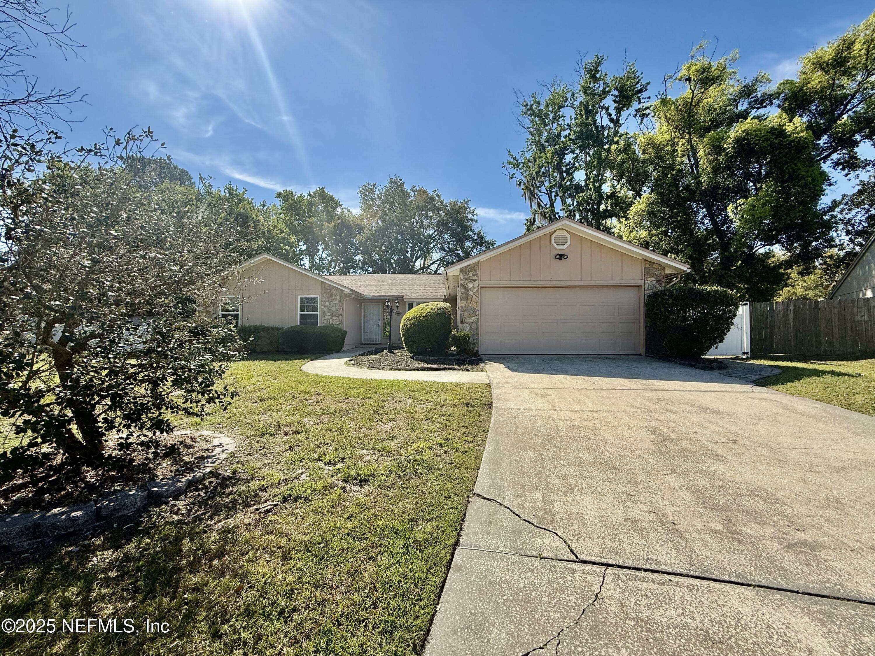 2285 RICHARD LEE ST, Orange Park, FL 32073