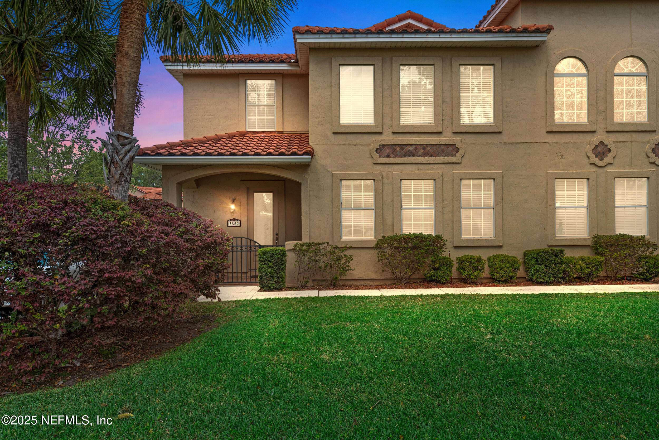 Jacksonville, FL 32217,3852 LA VISTA CIR
