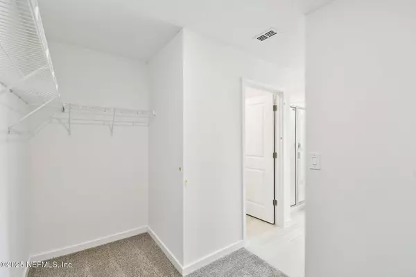 7379 QUEENSGATE CIR Jacksonville, FL 32219