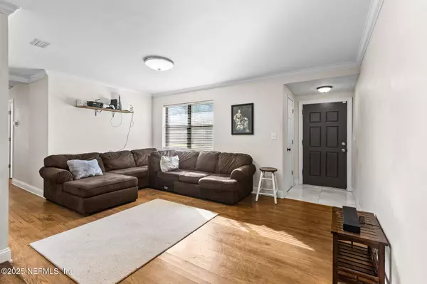 Jacksonville, FL 32216,6903 SANS SOUCI RD