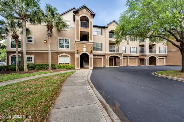 Jacksonville, FL 32256,10961 BURNT MILL RD #321