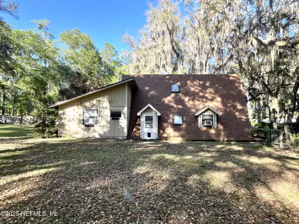 Florahome, FL 32140,510 W HILLSBOROUGH AVE