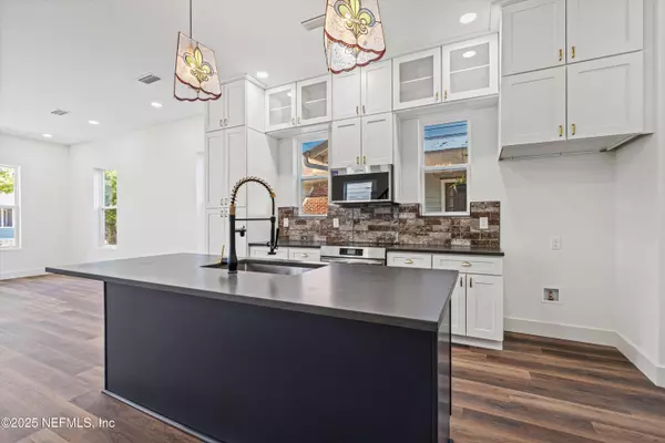 Jacksonville, FL 32206,0 E 7TH ST