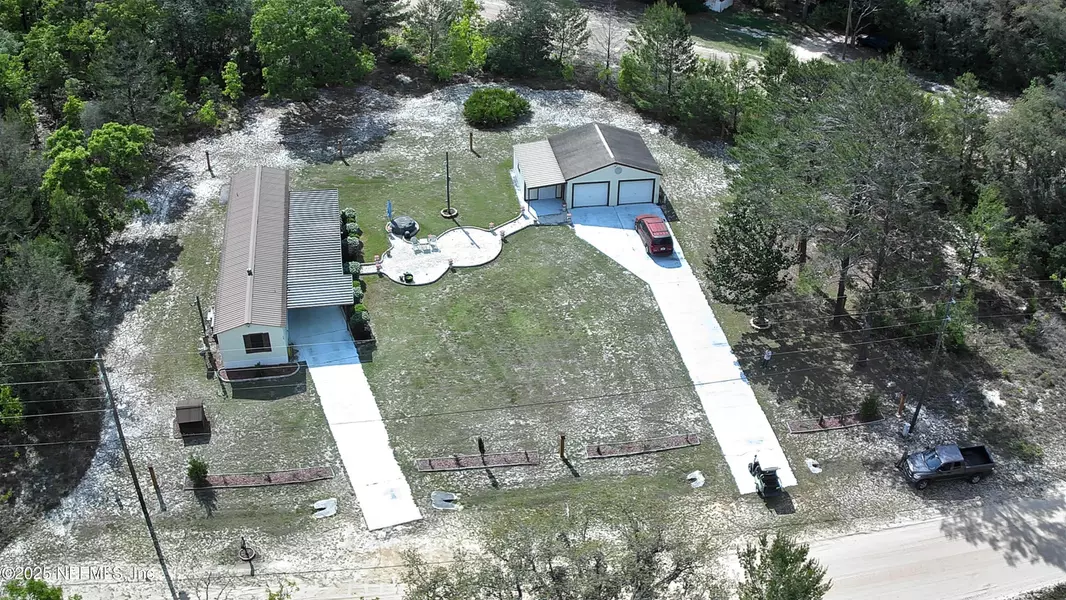 115 LOPEZ AVE, Interlachen, FL 32148