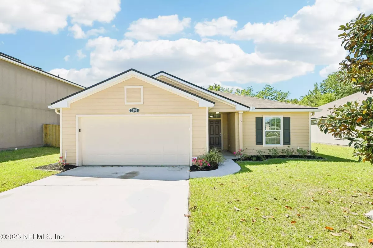Green Cove Springs, FL 32043,3292 CANYON FALLS DR