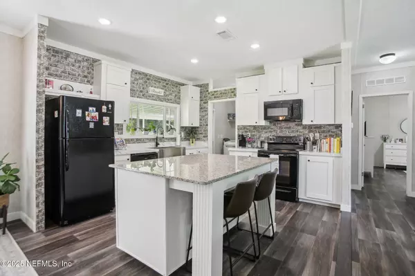 433 JONES RD, Jacksonville, FL 32220