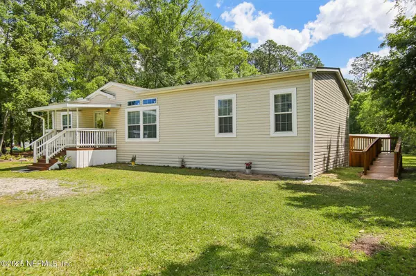 Jacksonville, FL 32220,433 JONES RD