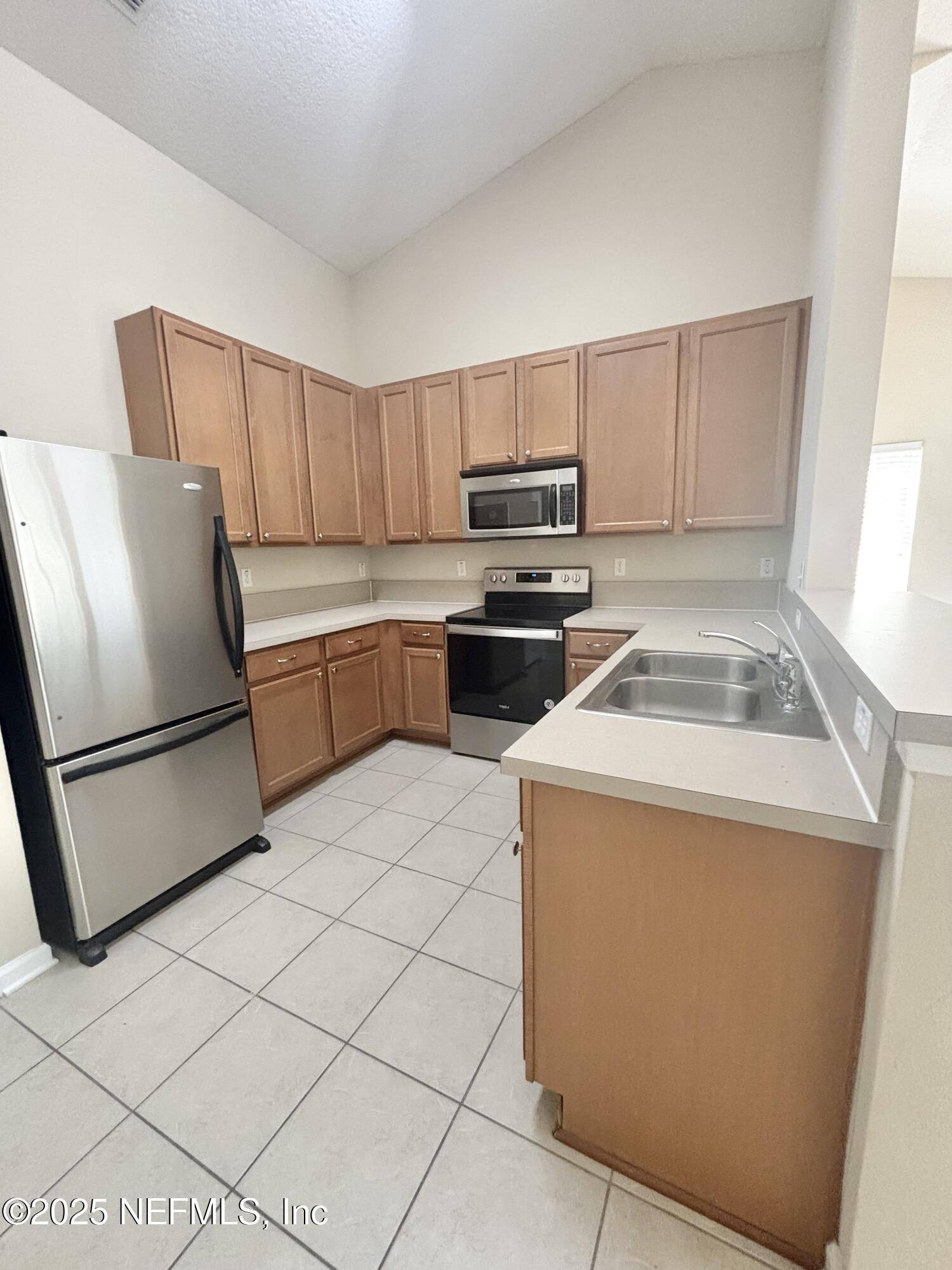 Orange Park, FL 32065,575 OAKLEAF PLANTATION Pkwy #412