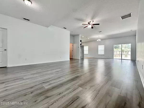 Jacksonville, FL 32216,2714 HANZAS CT