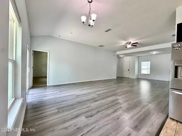 Jacksonville, FL 32216,2714 HANZAS CT
