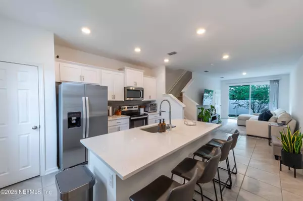 Jacksonville, FL 32256,4978 NEBULA LN