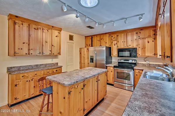 Keystone Heights, FL 32656,6393 LITTLE LAKE GENEVA RD