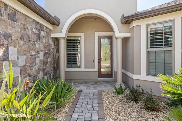Ponte Vedra, FL 32081,180 TREE SIDE LN