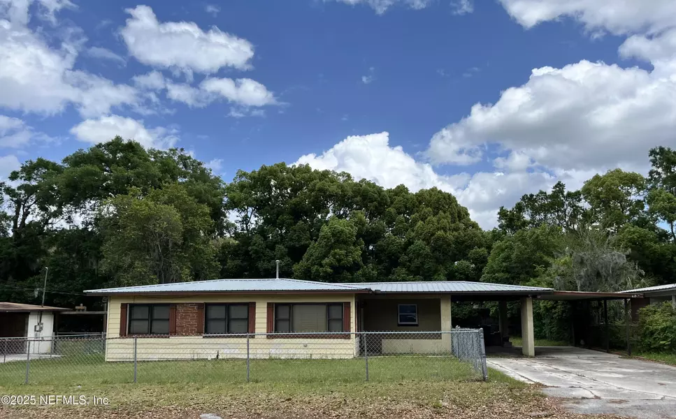 211 FERN ST, Palatka, FL 32177