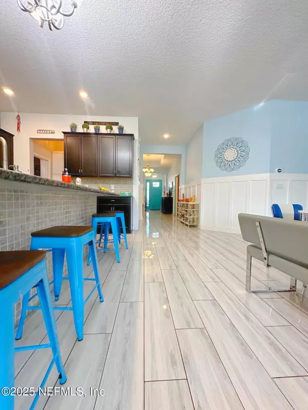 Ponte Vedra, FL 32081,652 VILLAGE GRANDE DR