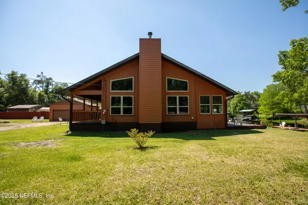 Melrose, FL 32666,5930 ISLAND RD