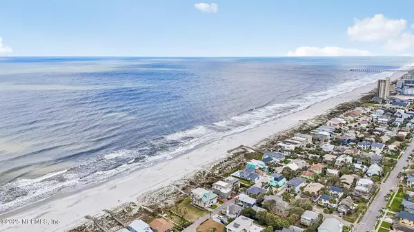 Neptune Beach, FL 32266,1401 STRAND ST