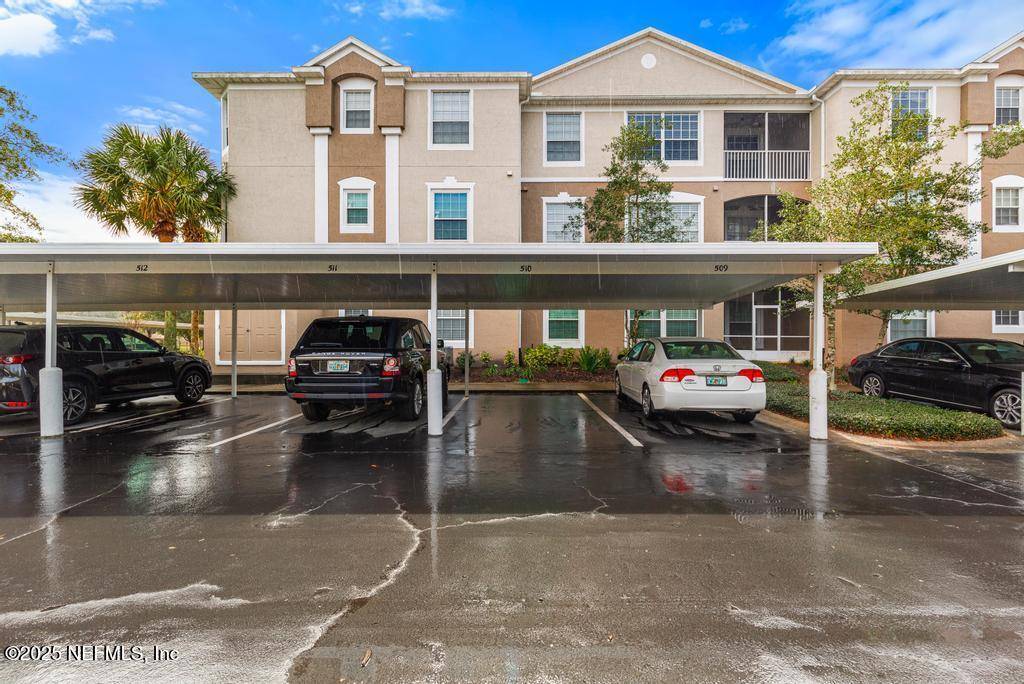 Jacksonville, FL 32256,10550 BAYMEADOWS RD #510