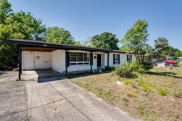 Jacksonville, FL 32277,6402 LENCZYK DR