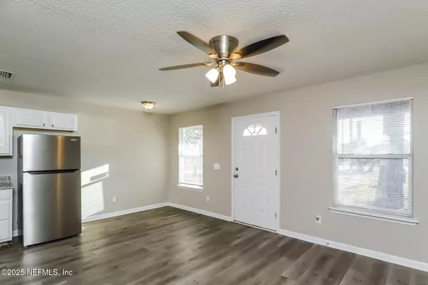 Fernandina Beach, FL 32034,1127 S 11TH ST