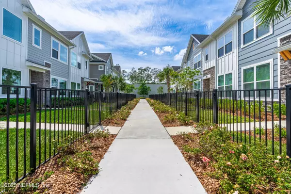 Jacksonville, FL 32256,11117 DIFFUSION CT