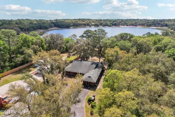 Keystone Heights, FL 32656,5822 SILVER SANDS CIR