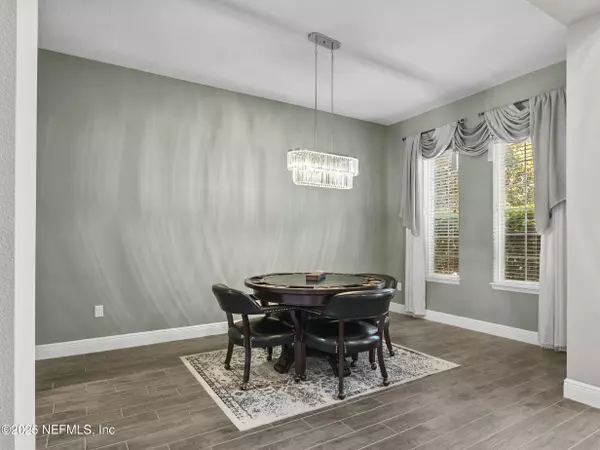 Oviedo, FL 32765,645 AMERICAN HOLLY PL