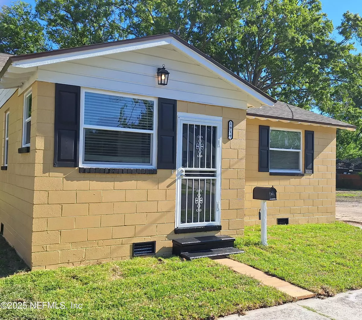 Jacksonville, FL 32209,1919 W 5TH ST