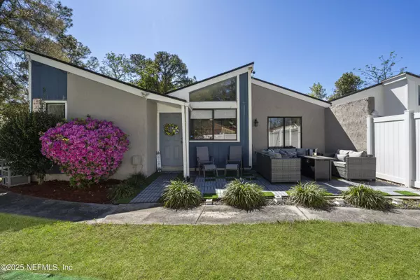2527 WHISPERING WOODS BLVD #2,  Jacksonville,  FL 32246