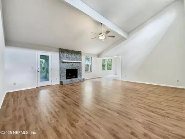 Jacksonville, FL 32258,5233 TREE WAY LN