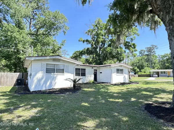 Jacksonville, FL 32244,7421 GREENWAY DR