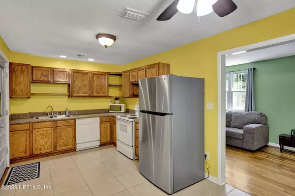 Green Cove Springs, FL 32043,601 SUNSET AVE