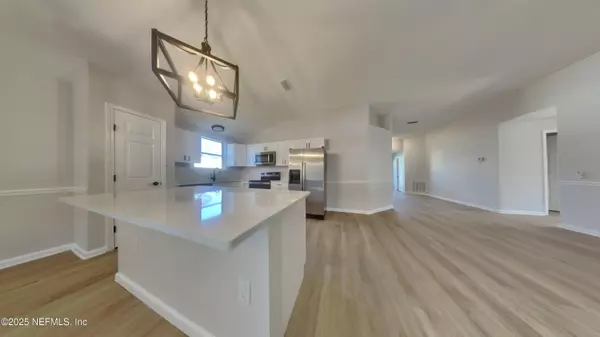 Jacksonville, FL 32218,710 CHERRY BARK DR N