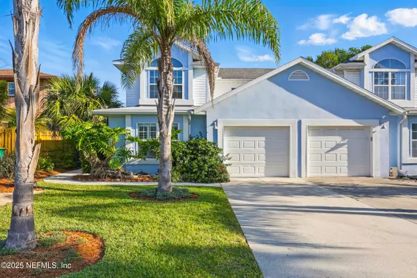 635 S 10TH AVE, Jacksonville Beach, FL 32250