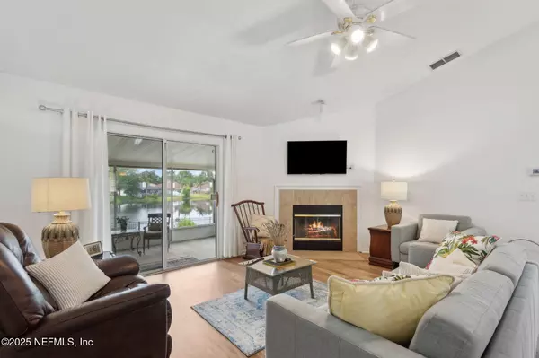 Jacksonville, FL 32246,2518 CARRIAGE LAMP DR