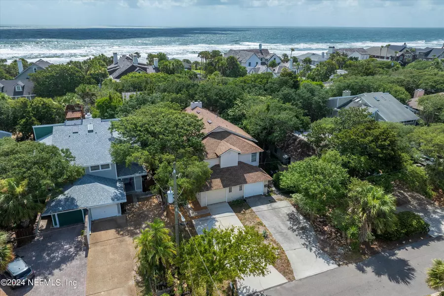 1739 OCEAN GROVE DR, Atlantic Beach, FL 32233