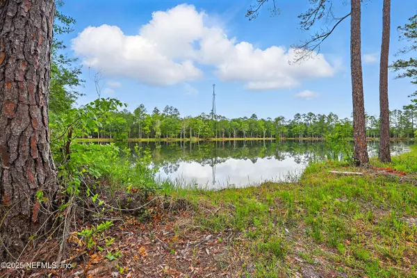 Palatka, FL 32177,126 POOR FARM RD