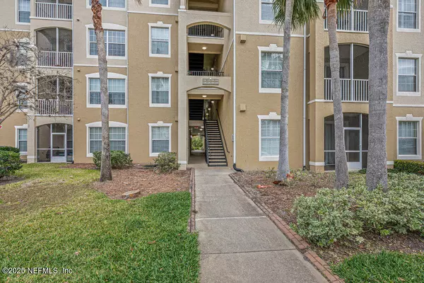 Jacksonville, FL 32256,7801 POINT MEADOWS DR #3209
