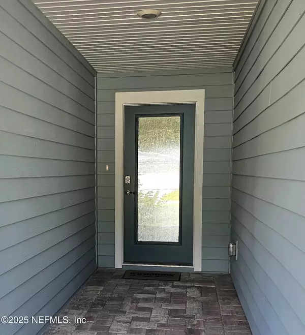 Palm Coast, FL 32137,162 GREENWOOD DR