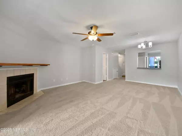Jacksonville, FL 32256,7620 BAYMEADOWS CIR W #2233