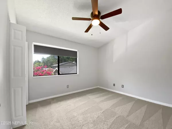 Jacksonville, FL 32256,7620 BAYMEADOWS CIR W #2233