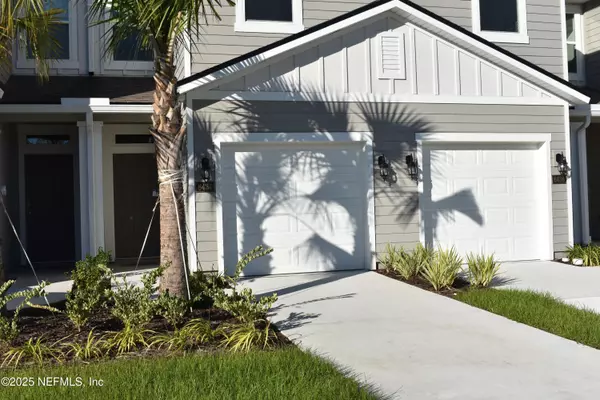 6434 CAMPHOR LAUREL LN, Jacksonville, FL 32219