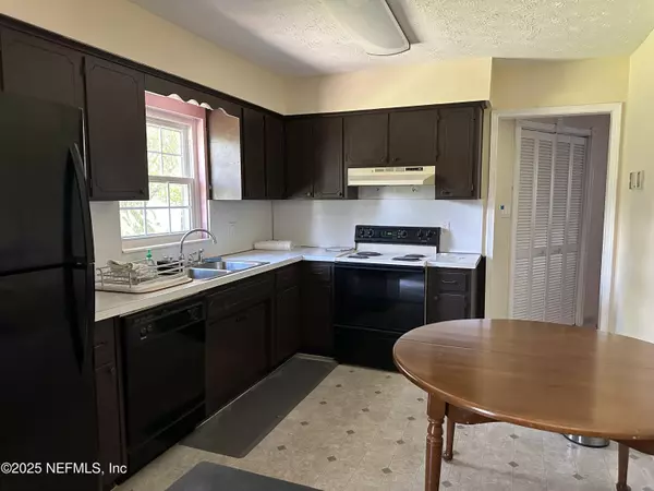 Jacksonville, FL 32217,7809 PRAVER DR E