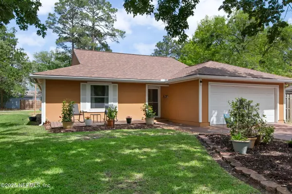 10885 STEEDING HORSE DR, Jacksonville, FL 32257