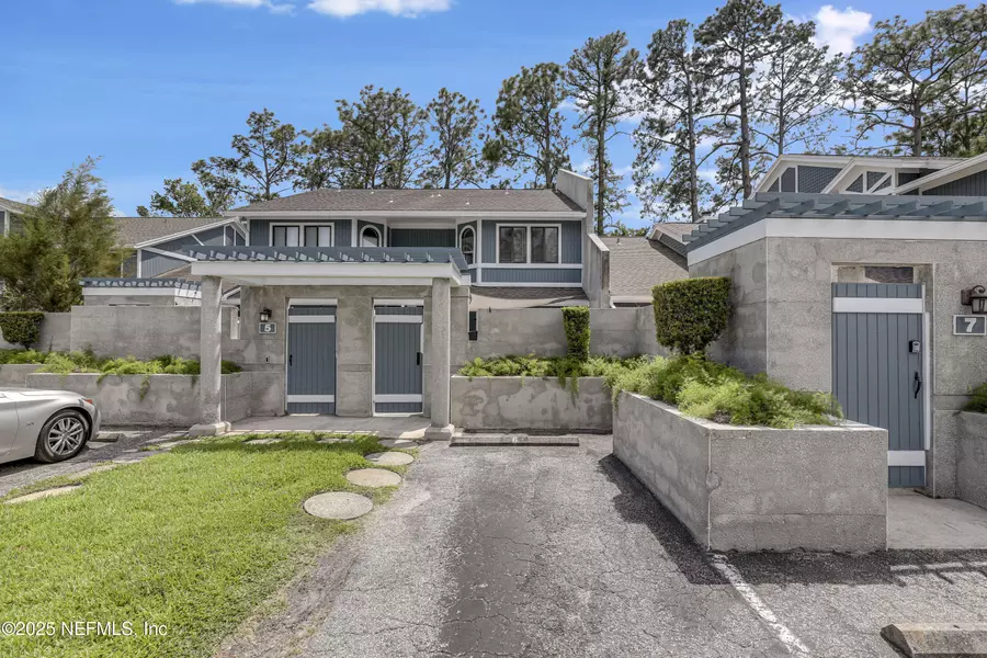 8118 BAYMEADOWS CIR E #6, Jacksonville, FL 32256