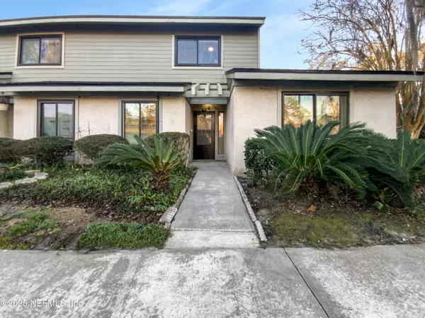 7701 BAYMEADOWS CIR W #1126, Jacksonville, FL 32256